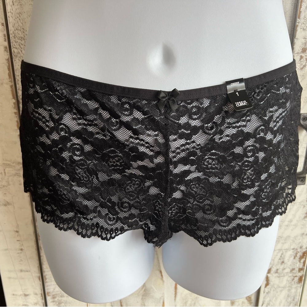 Torrid Sz 1 boy short/cheeky panties.